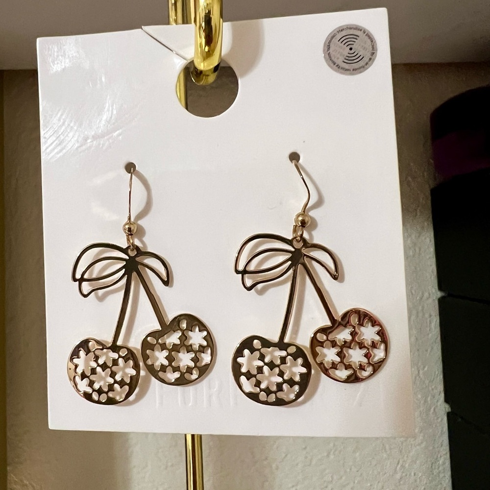 NWT Forever 21 Gold Cherry Dangling Earrings